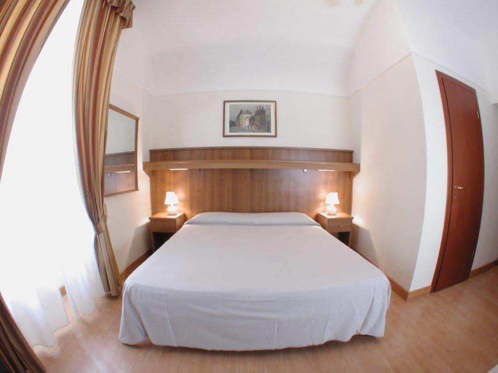 Hotel Altavilla 9 Roma Eksteriør bilde
